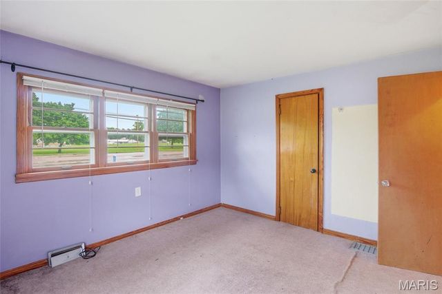 5912 N Belt W, Belleville, IL 62223