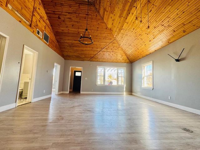 1720 NW 34th Street, Oklahoma City, OK 73118