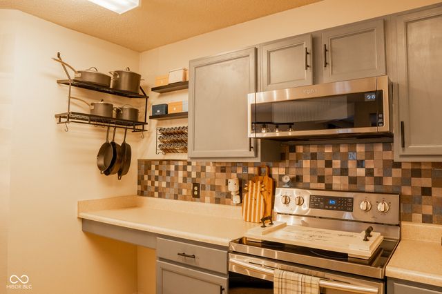 8424 Belle Union Drive, Indianapolis, IN 46113