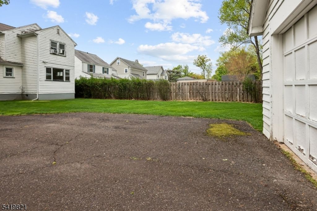 1089 Field Ave, Plainfield City, NJ 07060 — photo 4
