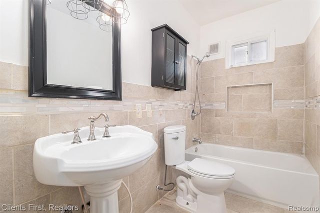 4315 Bingham Street, Dearborn, MI 48126