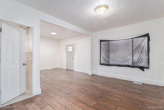 4315 Bingham Street, Dearborn, MI 48126