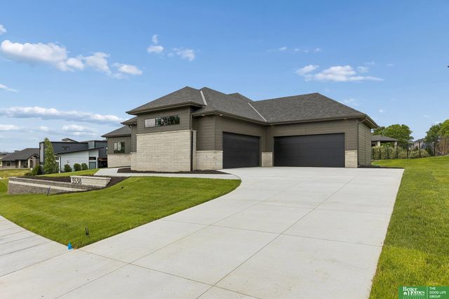 3538 S 210th Avenue, Elkhorn, NE 68022