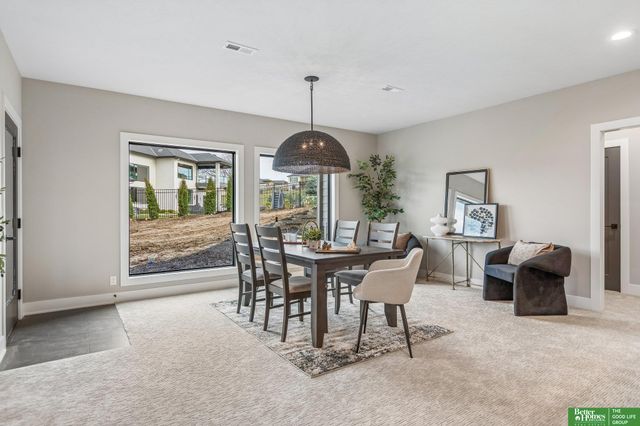 3538 S 210th Avenue, Elkhorn, NE 68022