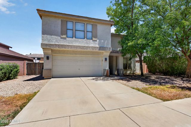 704 W LA PRYOR Lane, Gilbert, AZ 85233