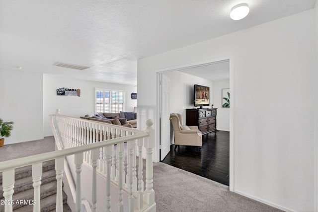 704 W LA PRYOR Lane, Gilbert, AZ 85233