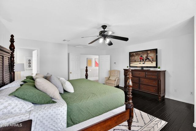 704 W LA PRYOR Lane, Gilbert, AZ 85233