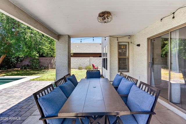 704 W LA PRYOR Lane, Gilbert, AZ 85233