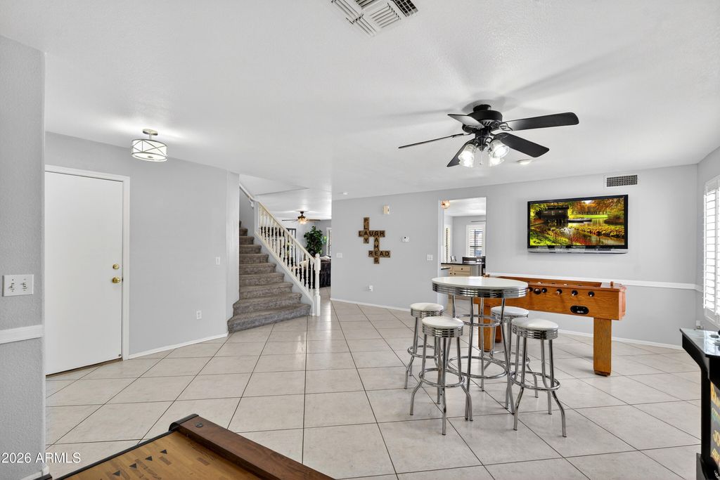 704 W LA PRYOR Lane, Gilbert, AZ 85233 — photo 4