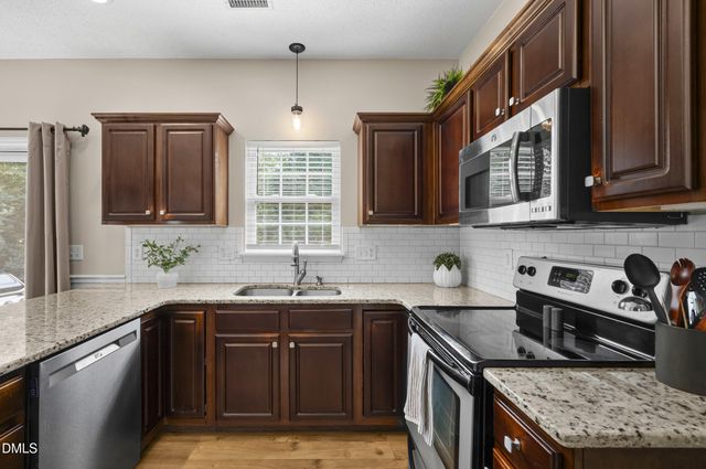 116 Crabwall Court, Holly Springs, NC 27540