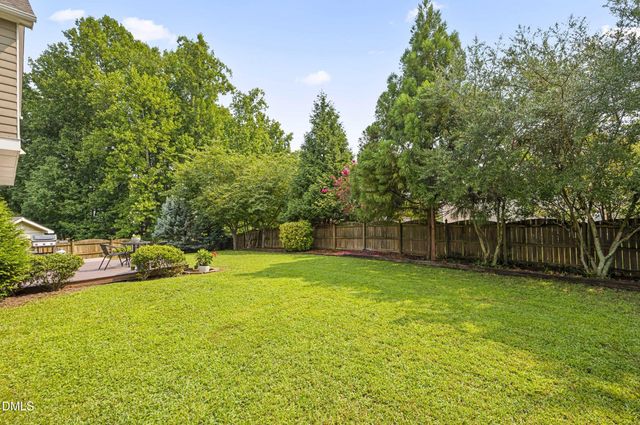 116 Crabwall Court, Holly Springs, NC 27540