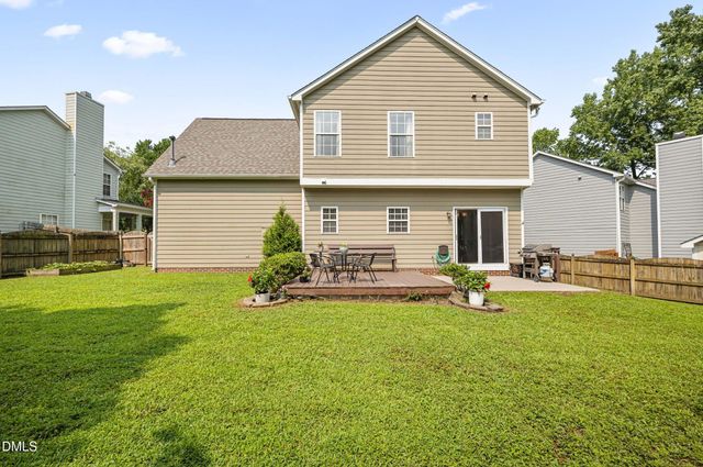 116 Crabwall Court, Holly Springs, NC 27540