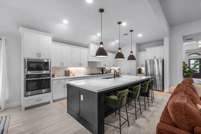 172 Buffalo Boulevard, Rhome, TX 76078