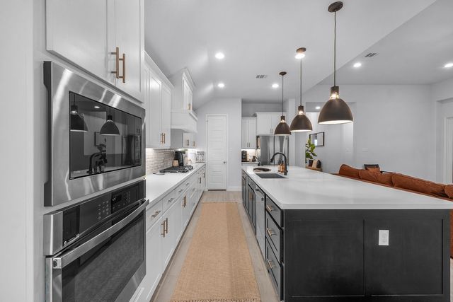 172 Buffalo Boulevard, Rhome, TX 76078