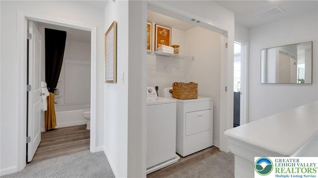 8213 Alexander Court, Upper Macungie Twp, PA 18031