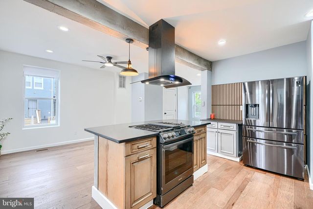 5201 BEAUFORT AVE, Baltimore, MD 21215