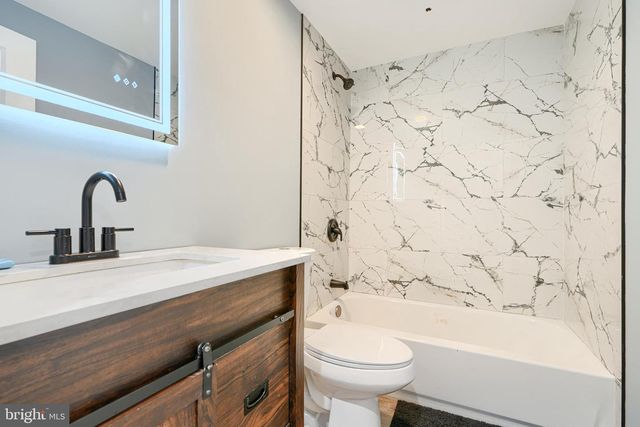 5201 BEAUFORT AVE, Baltimore, MD 21215