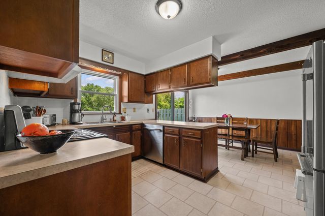 5640 Tilly Road, St. Joseph, MI 49085