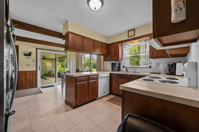 5640 Tilly Road, St. Joseph, MI 49085