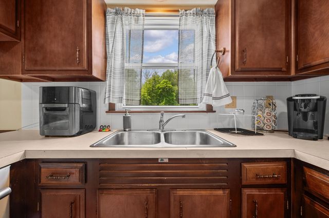 5640 Tilly Road, St. Joseph, MI 49085