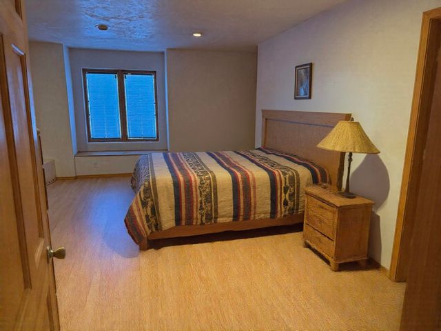 44 Camino Benavidez, Santa Fe, NM 87507