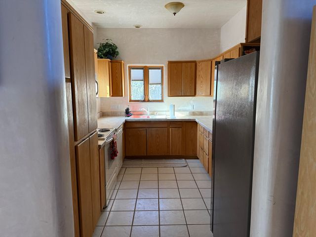 44 Camino Benavidez, Santa Fe, NM 87507