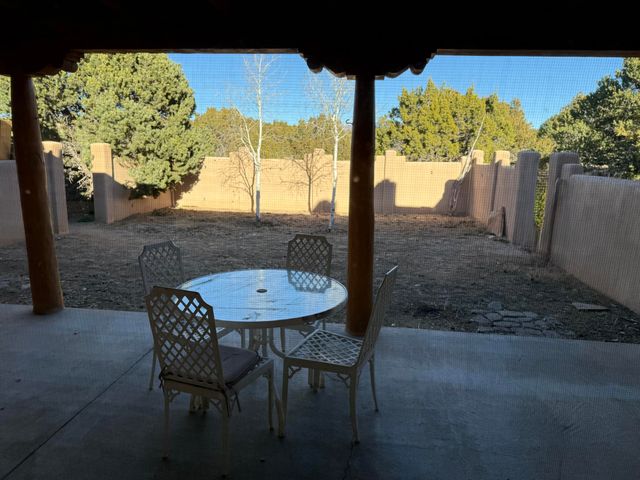 44 Camino Benavidez, Santa Fe, NM 87507