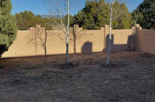 44 Camino Benavidez, Santa Fe, NM 87507