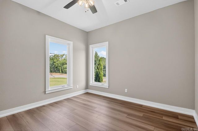100 Liberty Oaks Trail, Alexander, AR 72002