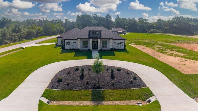 100 Liberty Oaks Trail, Alexander, AR 72002