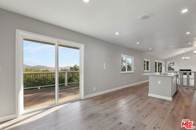 23937 Jensen Drive, West Hills (los Angeles), CA 91304