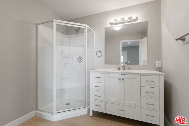 23937 Jensen Drive, West Hills (los Angeles), CA 91304