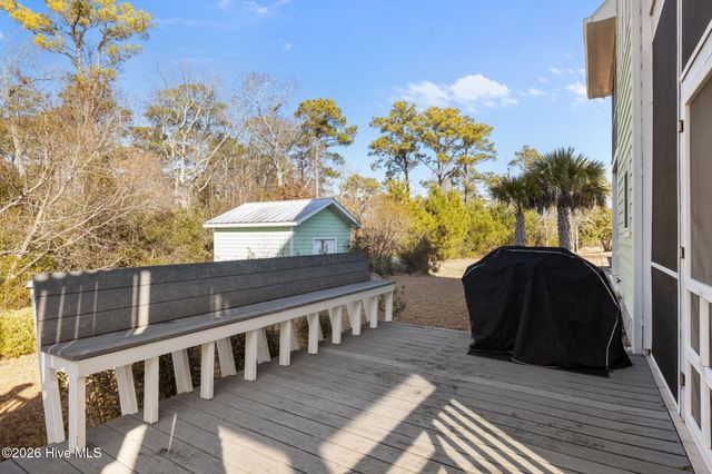 109 Key West Lane, Newport, NC 28570