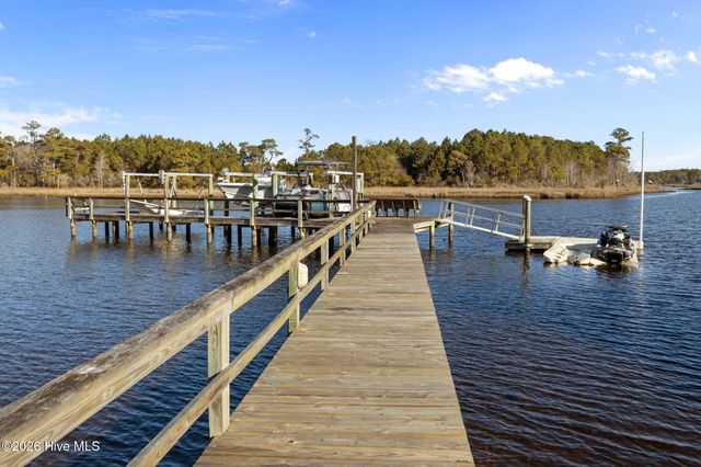 109 Key West Lane, Newport, NC 28570