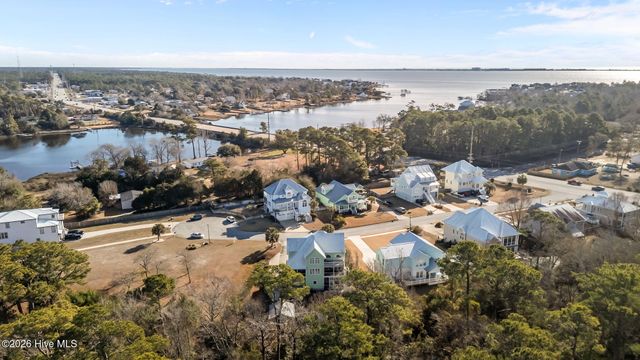 109 Key West Lane, Newport, NC 28570