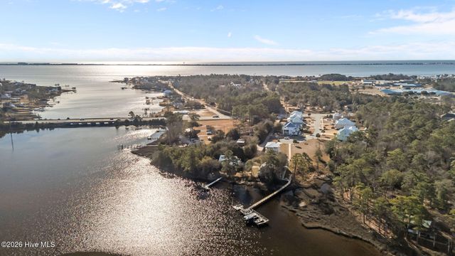 109 Key West Lane, Newport, NC 28570