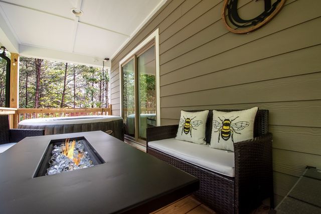 59 Nugent Lane, Murphy, NC 28906