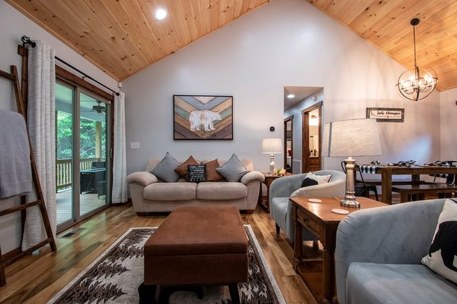 59 Nugent Lane, Murphy, NC 28906