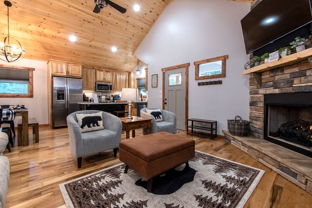 59 Nugent Lane, Murphy, NC 28906