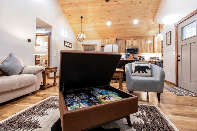 59 Nugent Lane, Murphy, NC 28906