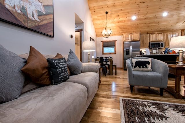 59 Nugent Lane, Murphy, NC 28906