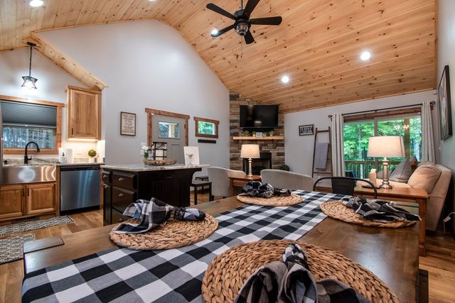 59 Nugent Lane, Murphy, NC 28906