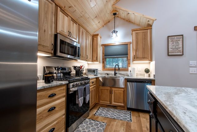 59 Nugent Lane, Murphy, NC 28906