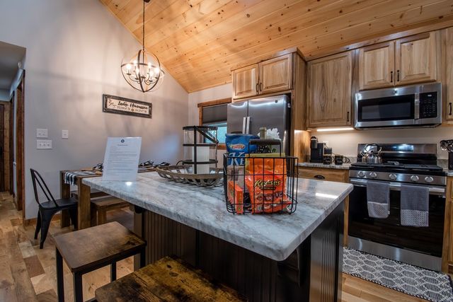 59 Nugent Lane, Murphy, NC 28906