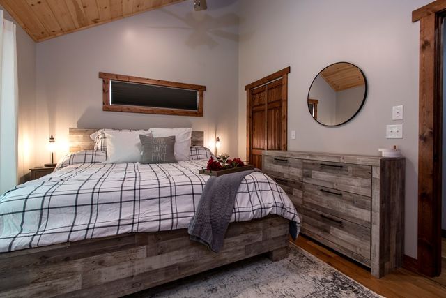 59 Nugent Lane, Murphy, NC 28906