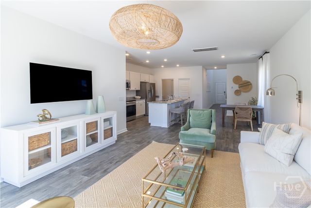 190 Geranium Way, Savannah, GA 31302