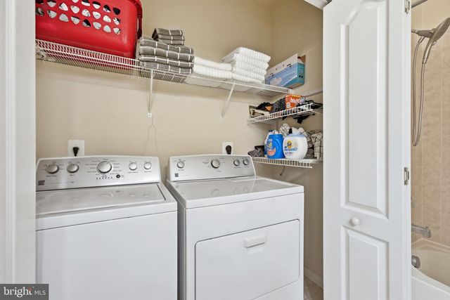 7033 LITTLE THAMES DR, Gainesville, VA 20155