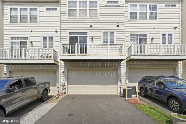 7033 LITTLE THAMES DR, Gainesville, VA 20155