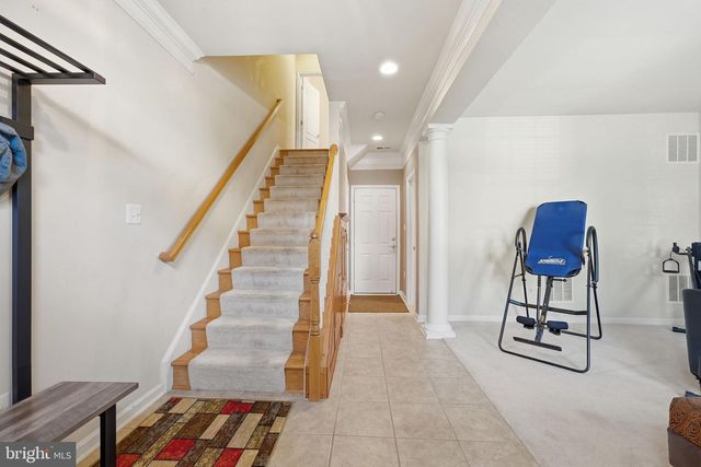 7033 LITTLE THAMES DR, Gainesville, VA 20155