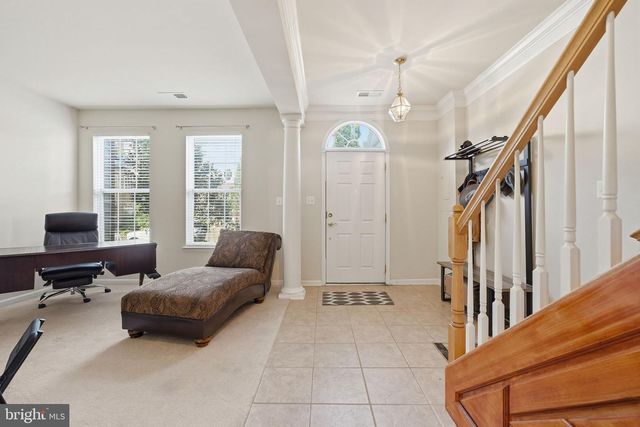 7033 LITTLE THAMES DR, Gainesville, VA 20155